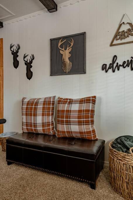 Hot Tub*Kids Room*Family Cabin Big Bear City Bagian luar foto