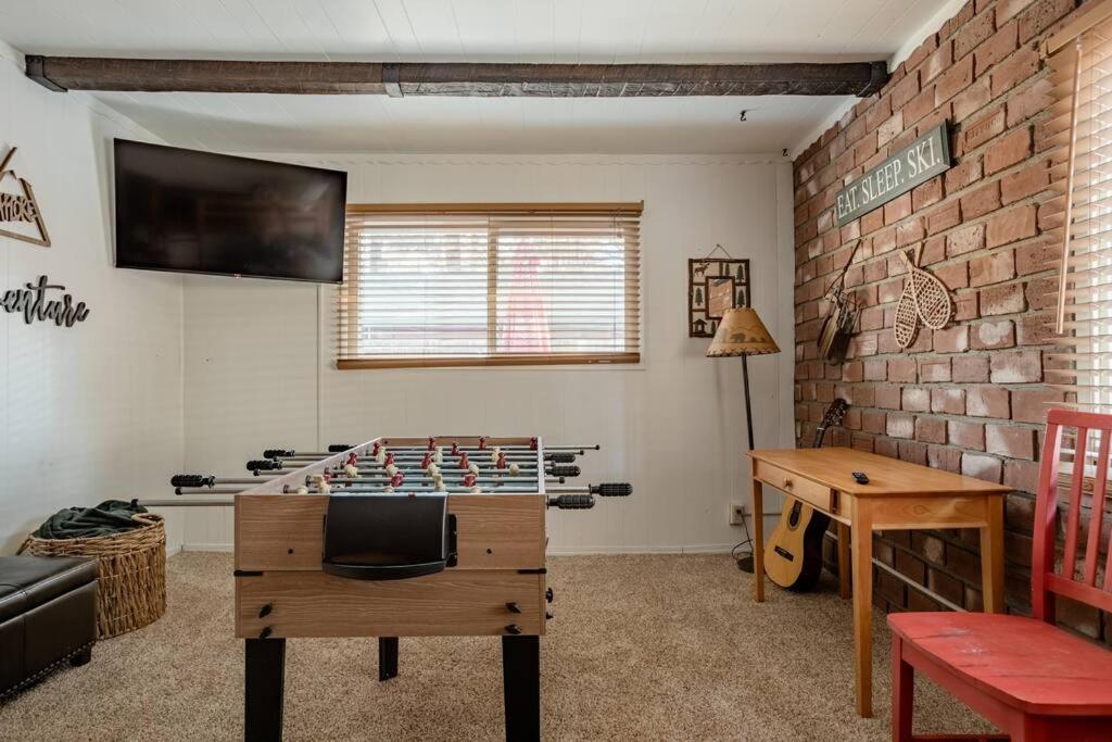 Hot Tub*Kids Room*Family Cabin Big Bear City Bagian luar foto